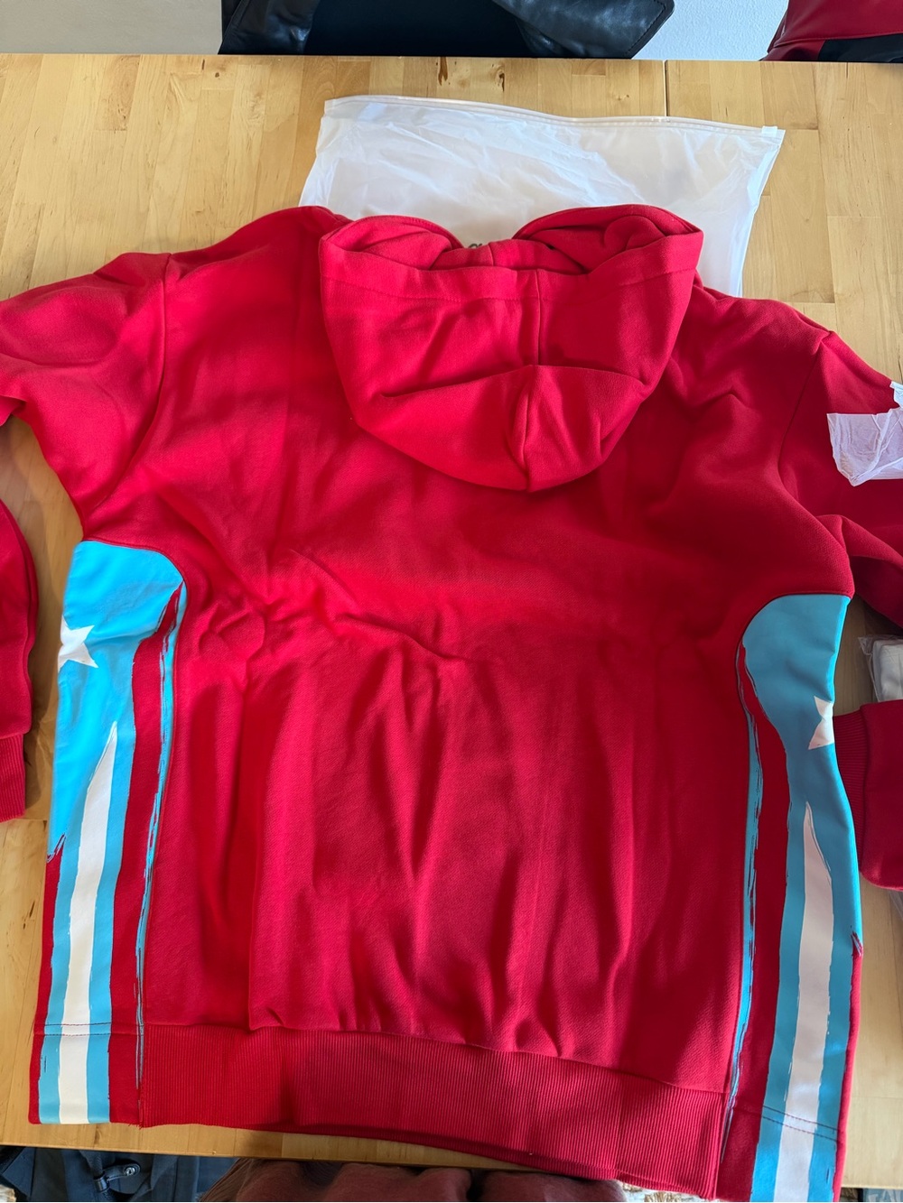 Bad Bunny Puerto Rico Red Graphic Hoodie - Picture 3 of 3